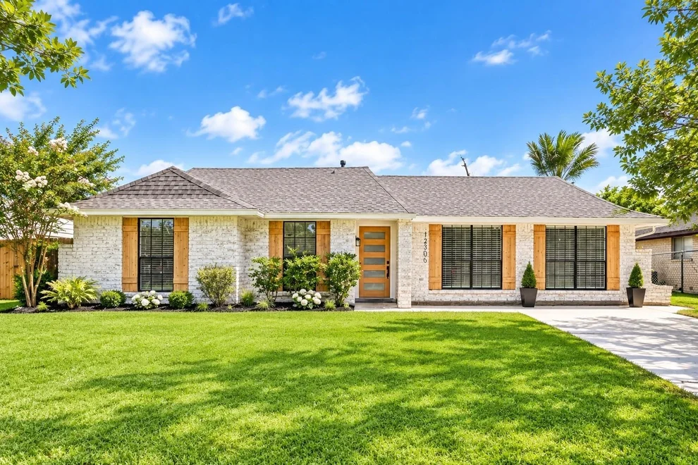 Unit for sale at 12306 Barbizon Drive, Houston, TX 77089