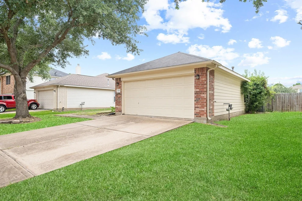 Unit for sale at 19440 Tahoka Springs Drive, Katy, TX 77449