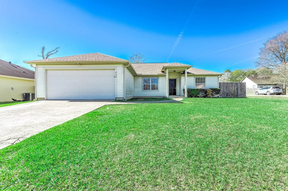 Unit for sale at 220 Kellyn Court, Conroe, TX 77306