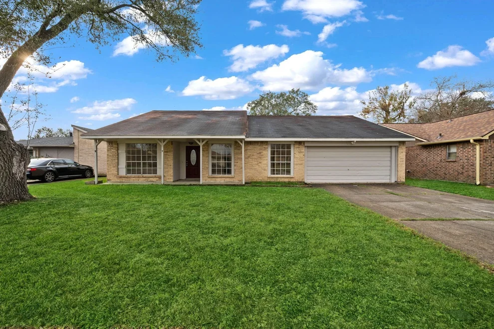Unit for sale at 4134 Arapajo Street, Baytown, TX 77521