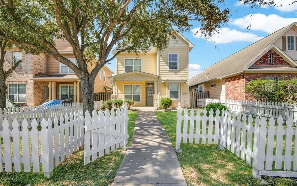 Unit for sale at 7118 Sun Village Drive, Houston, TX 77083
