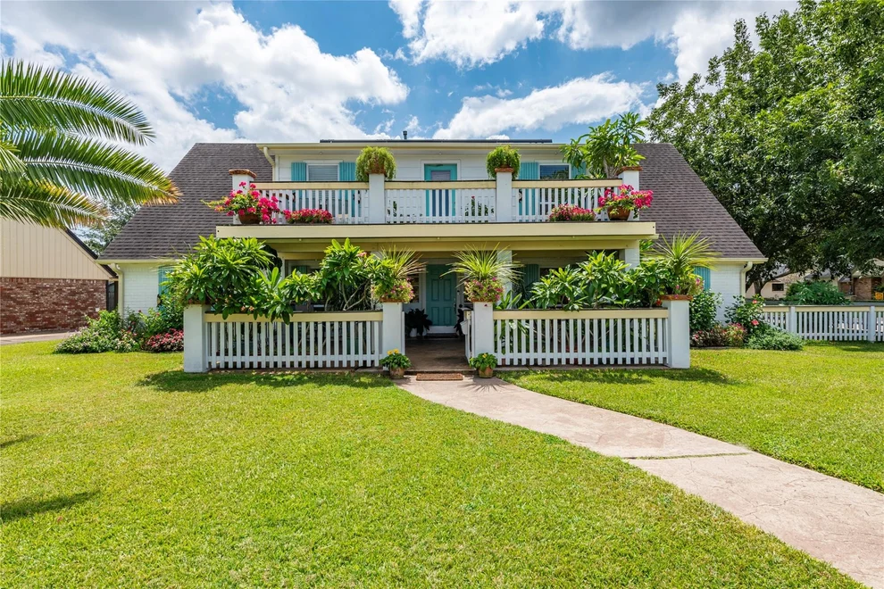 Unit for sale at 1902 Port Royal Drive, Nassau Bay, TX 77058