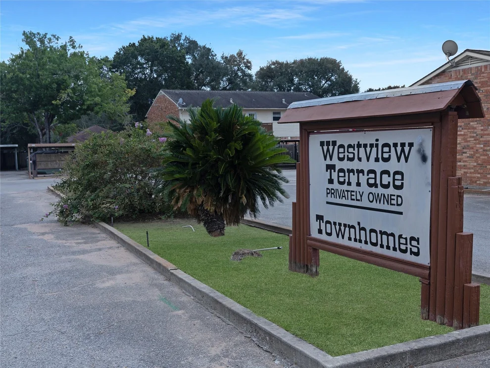 Unit for sale at 1300 Eagle Lake Road, Sealy, TX 77474
