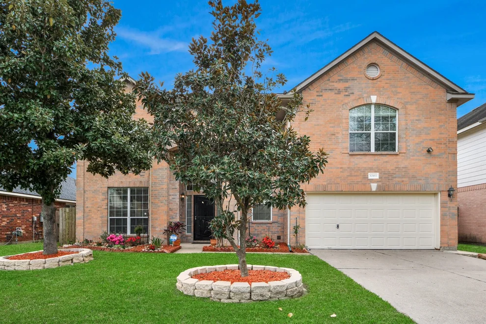 Unit for sale at 12403 Maily Meadowlane, Sugar Land, TX 77478
