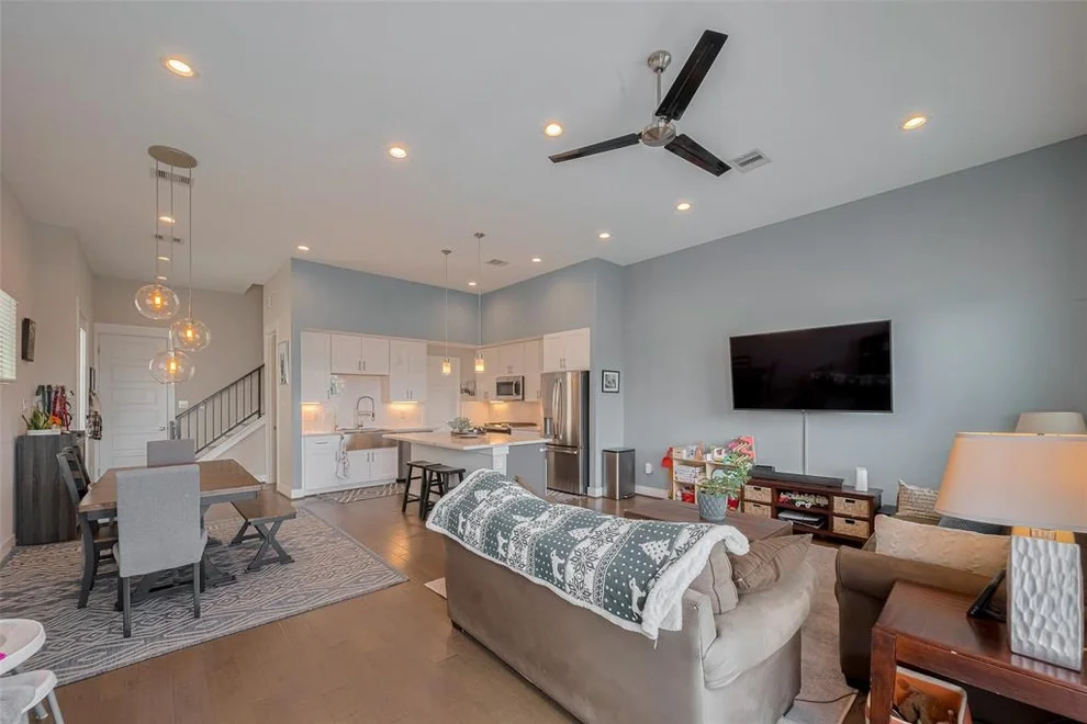 Unit for sale at 806 Thornton Road, Houston, TX 77018