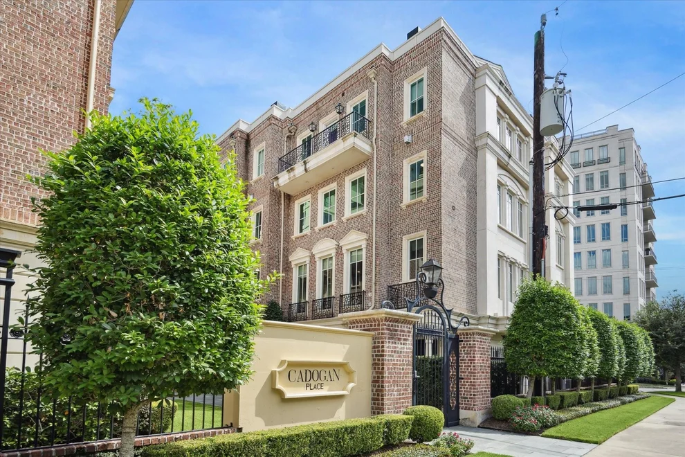 Unit for sale at 2336 Welch Street, Houston, TX 77019