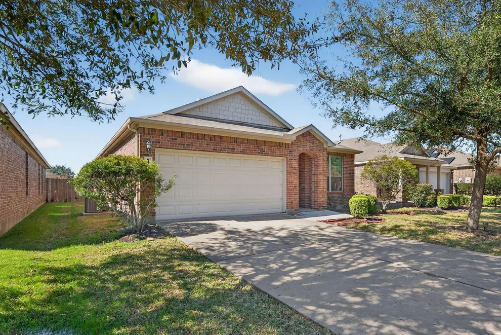 Unit for sale at 5815 Acacia Rose Court, Richmond, TX 77407