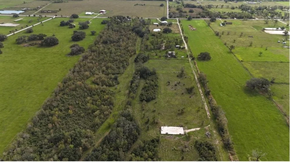 Unit for sale at 0 Off Cr 32, Angleton, TX 77515