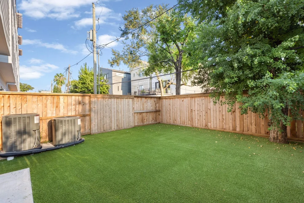 Unit for sale at 4309 Floyd Street, Houston, TX 77007