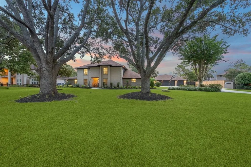 Unit for sale at 708 Pine Hollow Drive, Friendswood, TX 77546