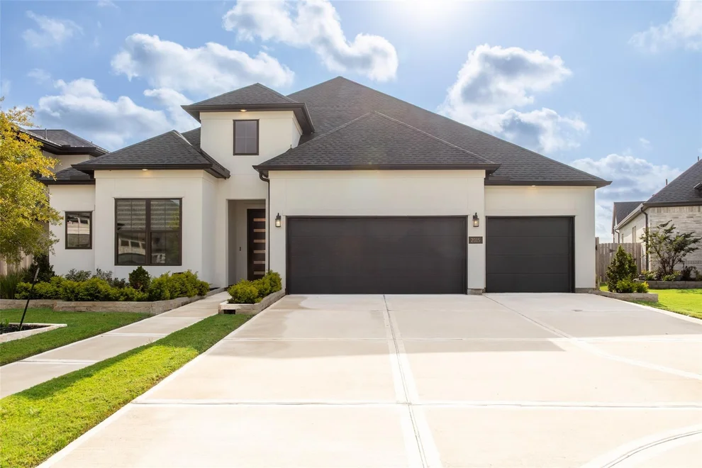 Unit for sale at 2015 Jade Manor Drive, Rosenberg, TX 77469