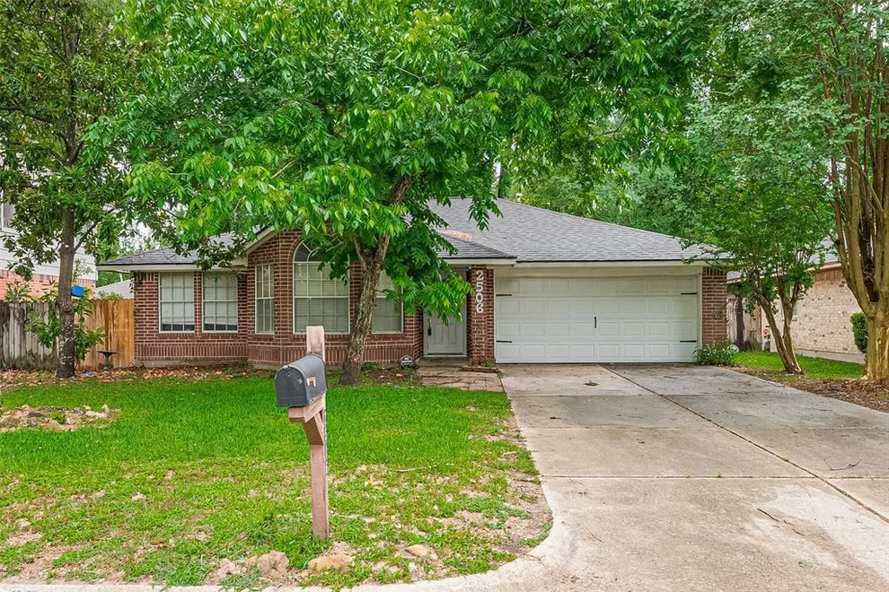 Unit for sale at 2506 Sherwood Hollow Lane, Houston, TX 77339