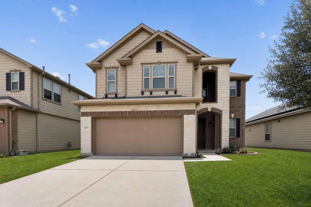 Unit for sale at 14315 Persimmon Woods Drive, Houston, TX 77068