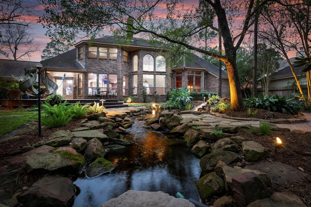 Unit for sale at 23 N Morning Cloud Circle, The Woodlands, TX 77381