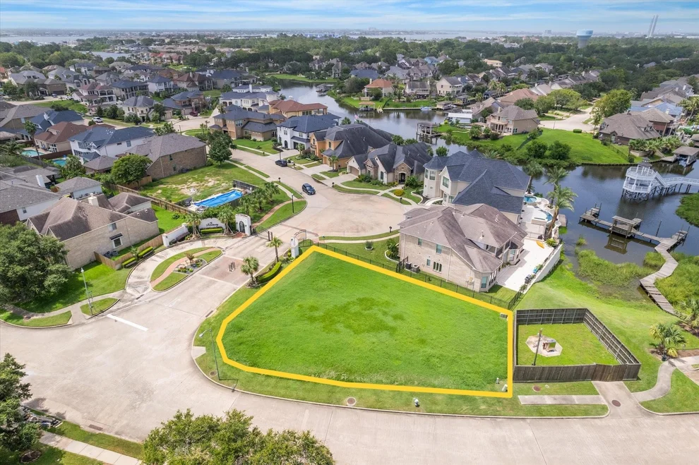 Unit for sale at 0 Water Way, Seabrook, TX 77586