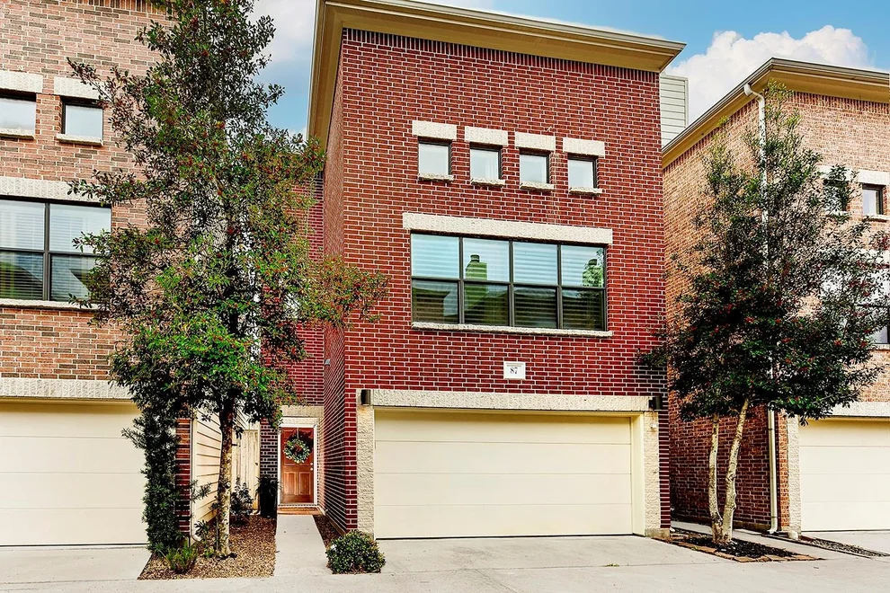 Unit for sale at 650 Westcross Street, Houston, TX 77018