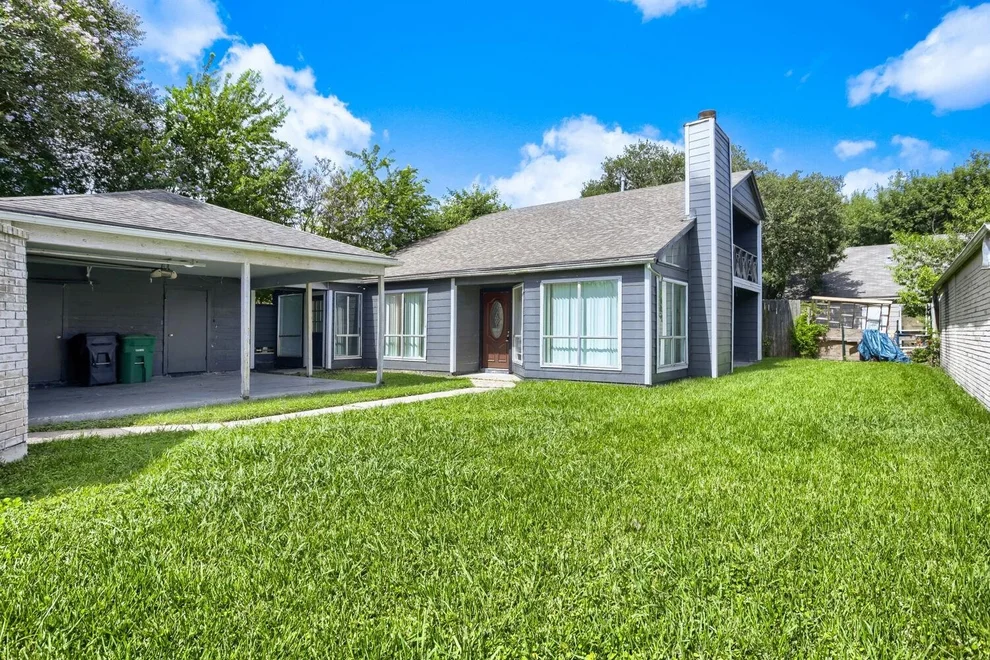 Unit for sale at 12410 Sungate Lane, Houston, TX 77071