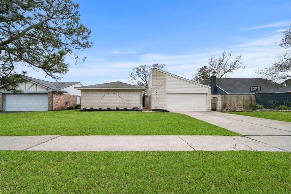 Unit for sale at 15906 Brookford Drive, Houston, TX 77059
