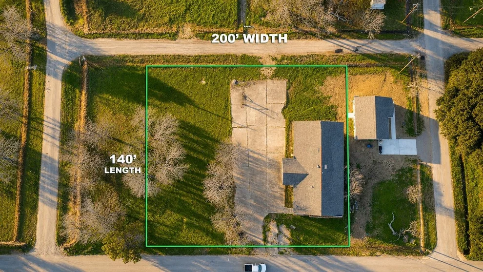 Unit for sale at 4206 2nd 1/2 Street, Brookshire, TX 77423