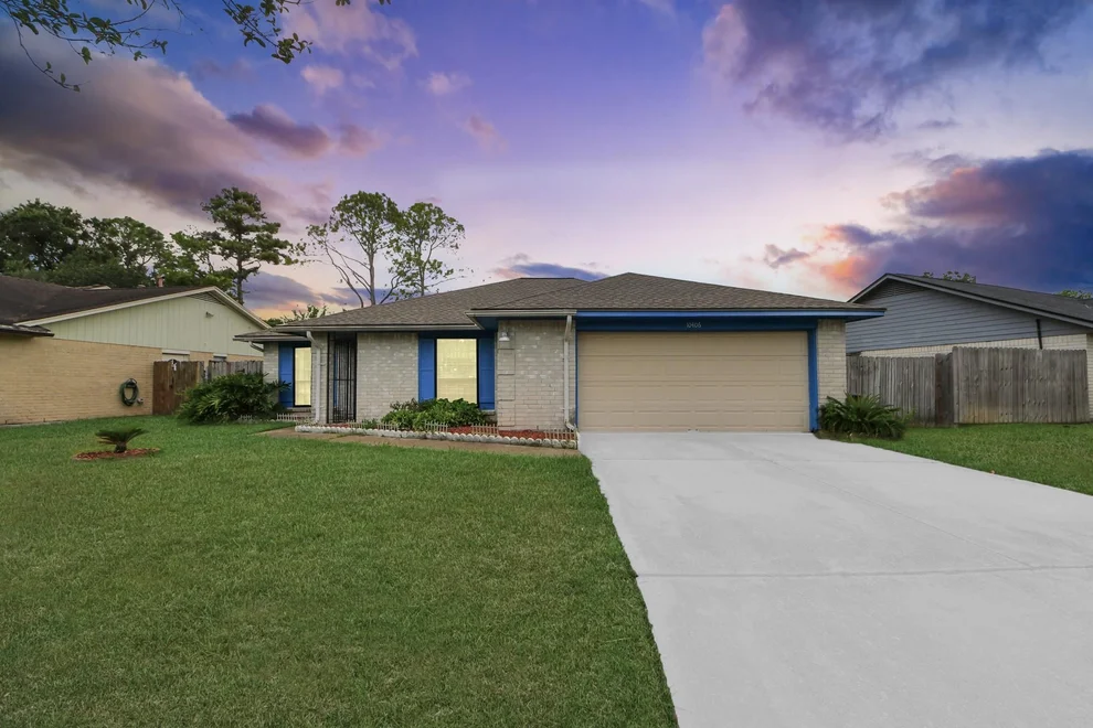 Unit for sale at 10406 Sagestar Lane, Houston, TX 77089