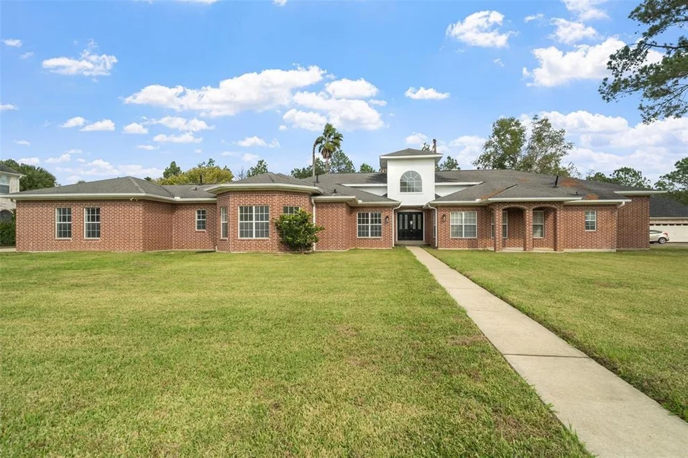 Unit for sale at 7460 Prestwick Circle, Beaumont, TX 77707