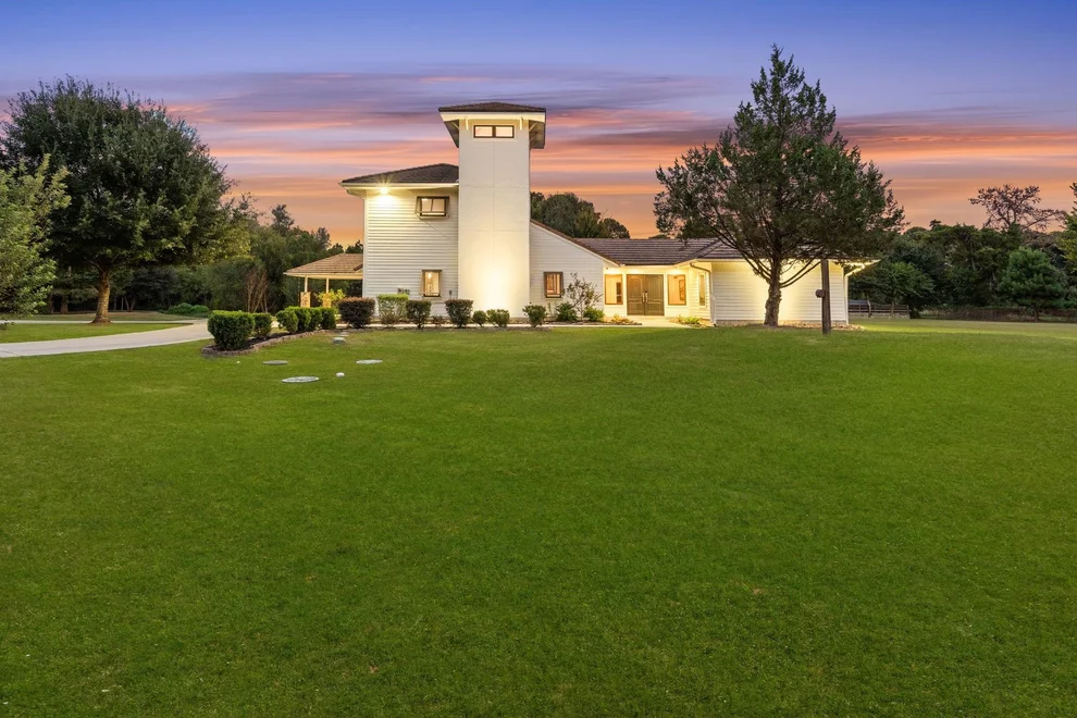 Unit for sale at 16530 Steinhagen Road, Cypress, TX 77429
