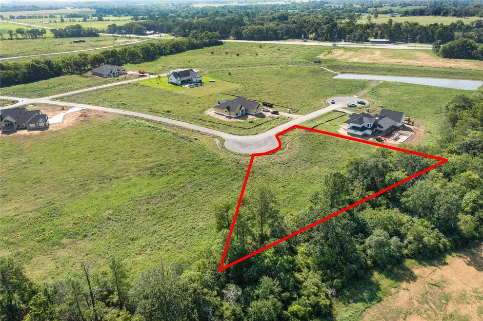 Unit for sale at 9606 Cedar Lake Court, Plantersville, TX 77363