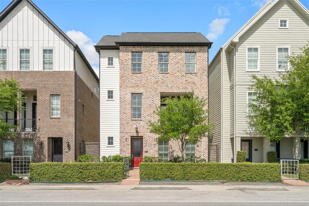 Unit for sale at 8668 Emnora Lane, Houston, TX 77080