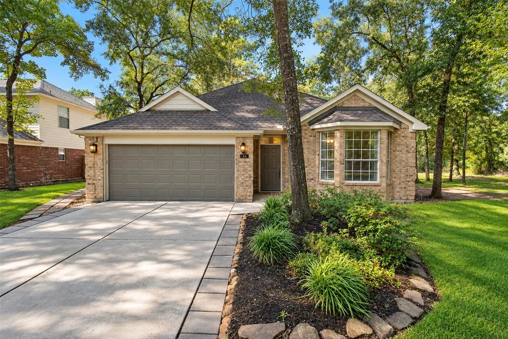 Unit for sale at 19 Cirrus Court, The Woodlands, TX 77380