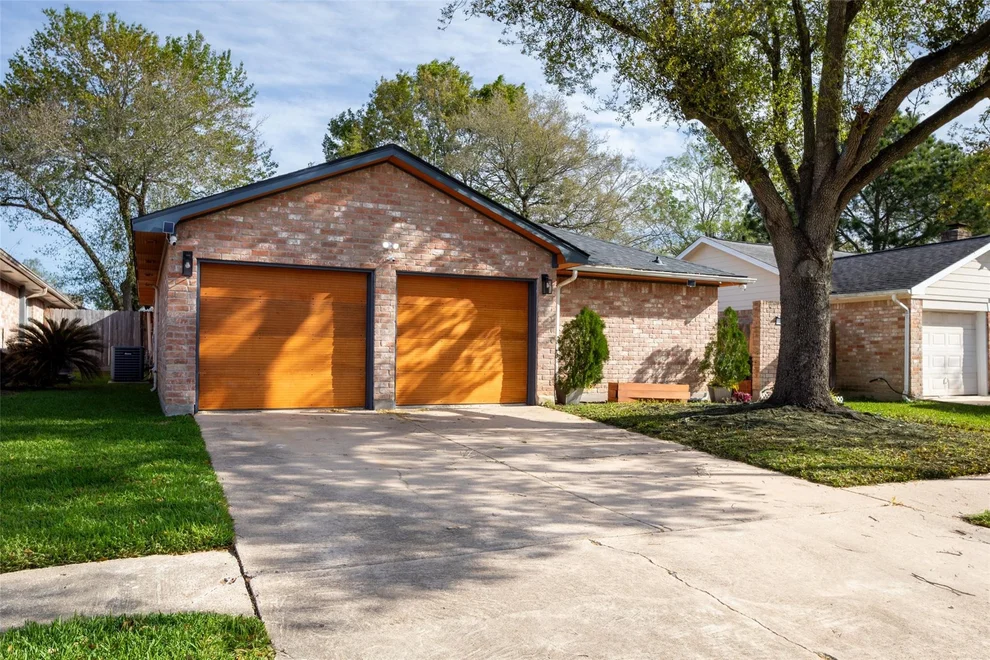 Unit for sale at 20906 Park Ridge Court, Katy, TX 77450