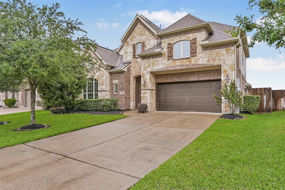 Unit for sale at 2229 Ringwood Way Lane, Friendswood, TX 77546