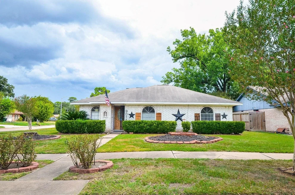 Unit for sale at 9014 Langfield Road, Houston, TX 77040