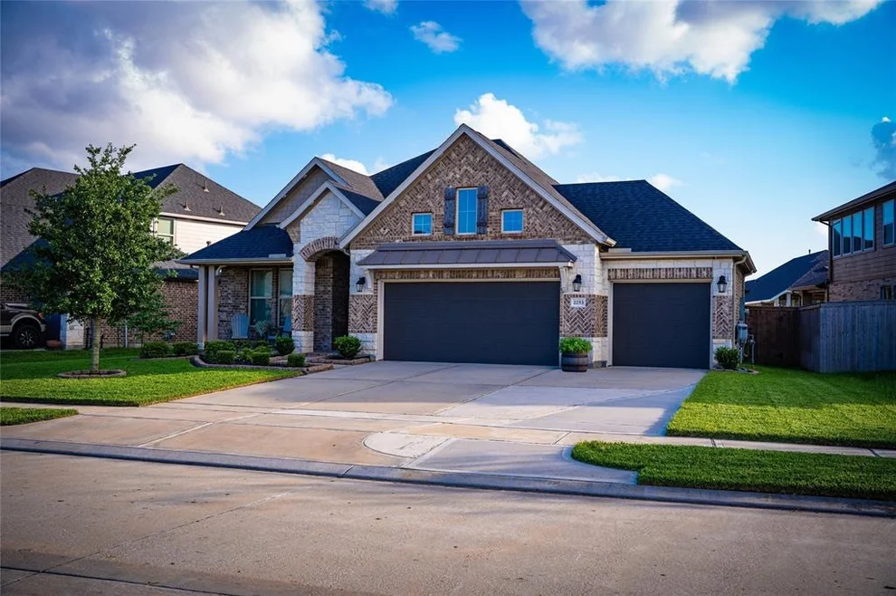 Unit for sale at 2253 Vanessa Cay Lane, La Porte, TX 77571