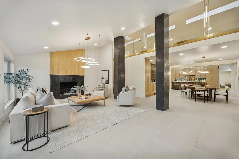 Unit for sale at 3210 Freshmeadows Drive, Houston, TX 77063