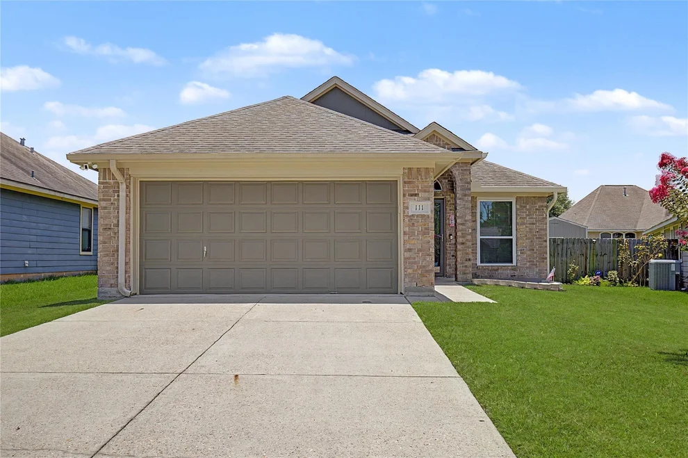 Unit for sale at 111 Enfield Court, Huntsville, TX 77320