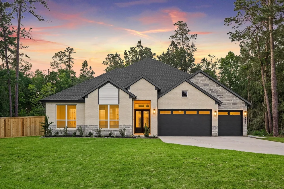 Unit for sale at 358 Louvenia Court, Pinehurst, TX 77362
