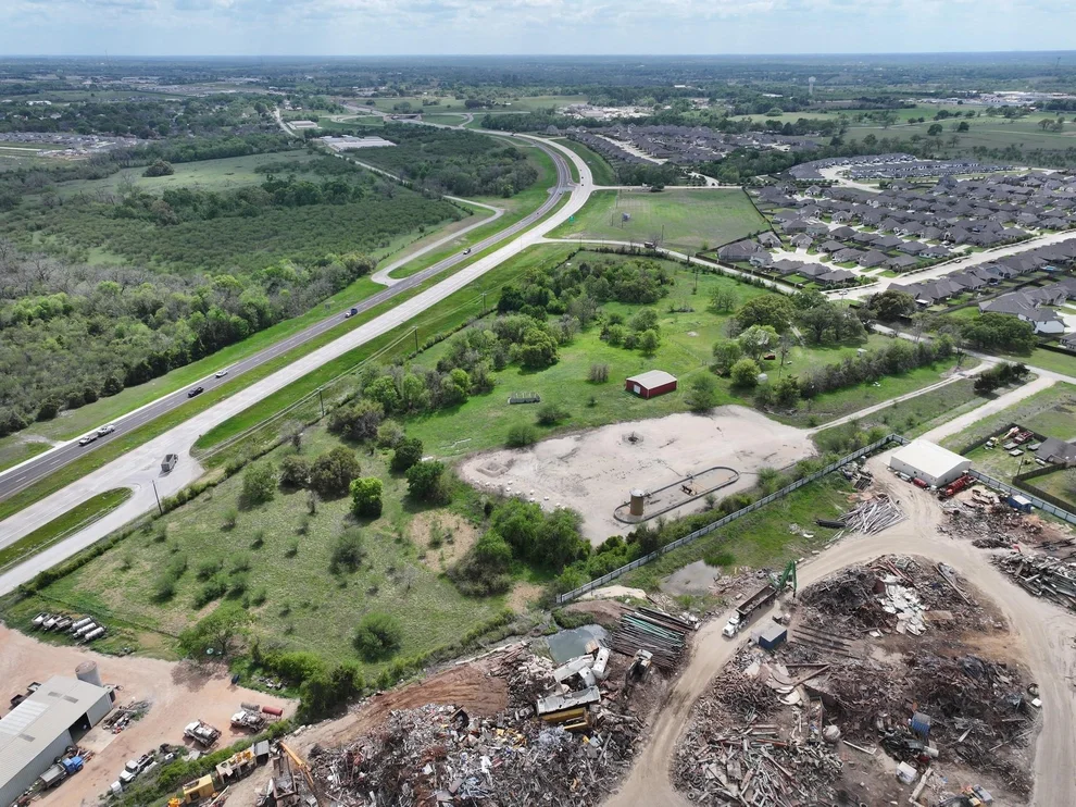 Unit for sale at 1030 Dixie Road, Brenham, TX 77833