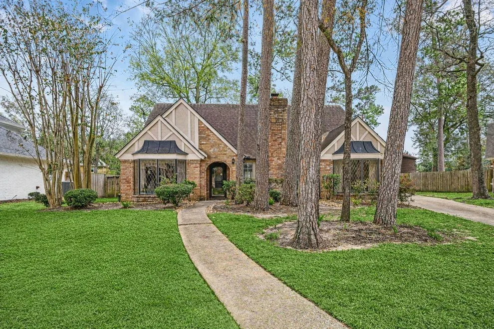 Unit for sale at 3506 Lost Lake Drive, Kingwood, TX 77339