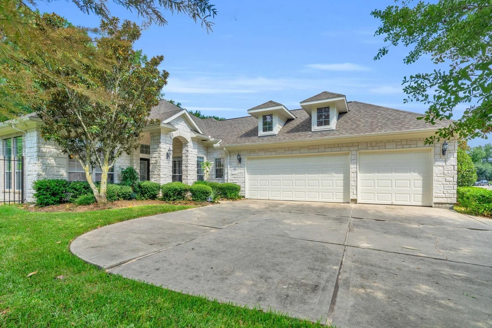 Unit for sale at 3 Chauncey Court, Conroe, TX 77384