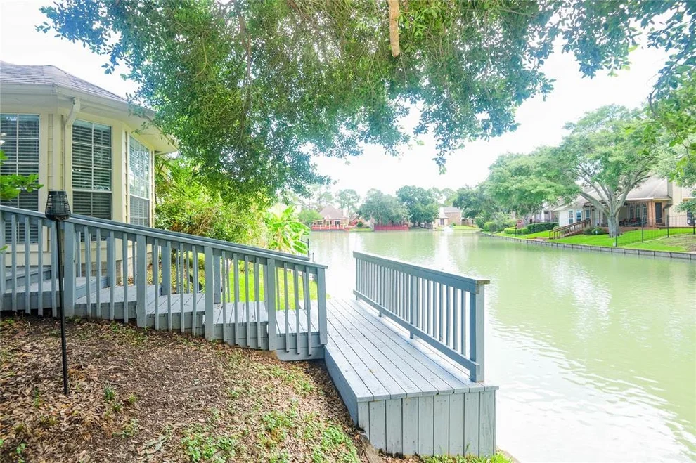 Unit for sale at 1210 Spinnaker Way, Sugar Land, TX 77498