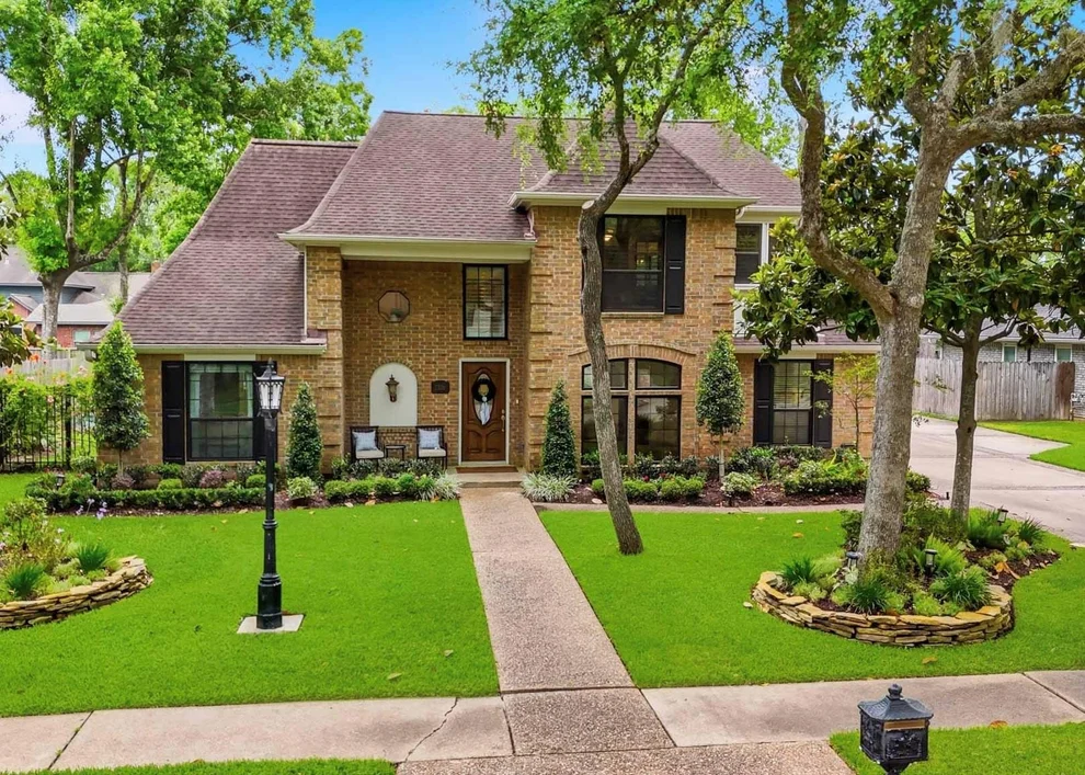 Unit for sale at 1206 Verdun Lane, Friendswood, TX 77546