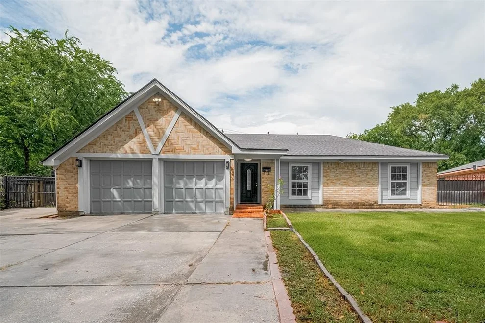 Unit for sale at 11502 Leader Street, Houston, TX 77072