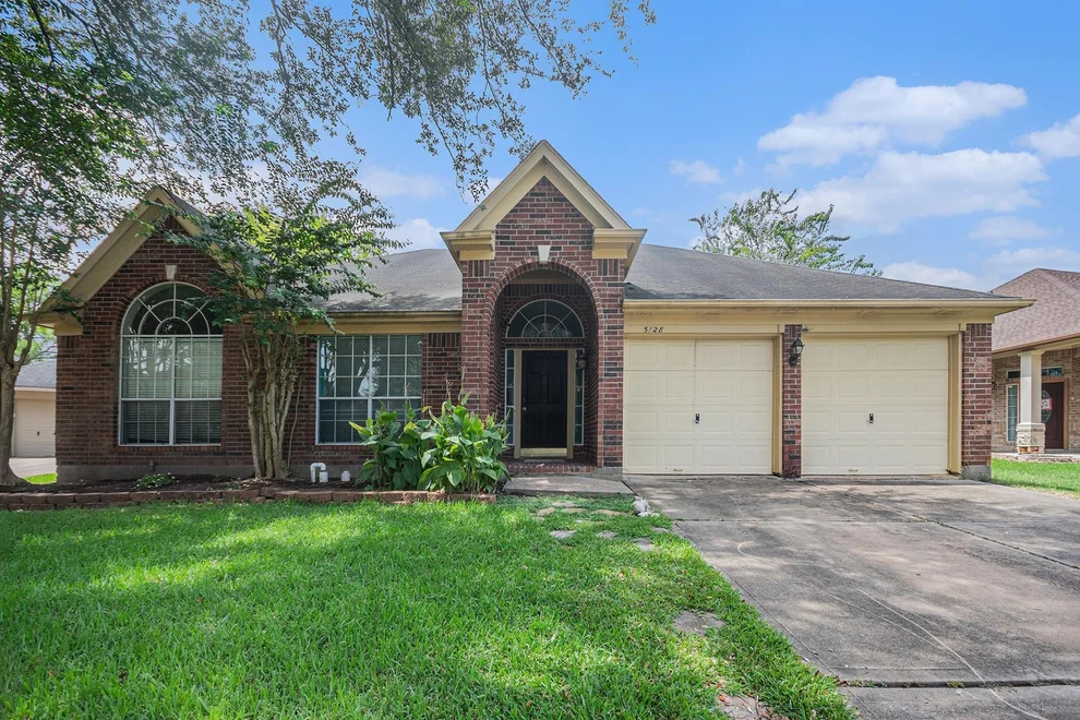 Unit for sale at 5128 Arborwood Drive, League City, TX 77573