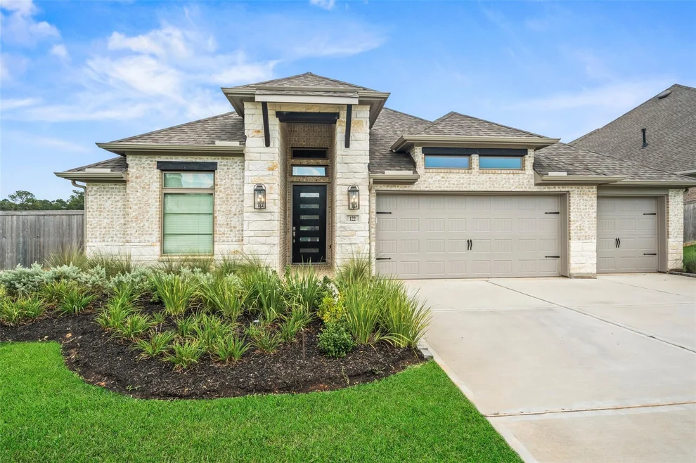 Unit for sale at 122 Artisan Ridge Drive, Conroe, TX 77318
