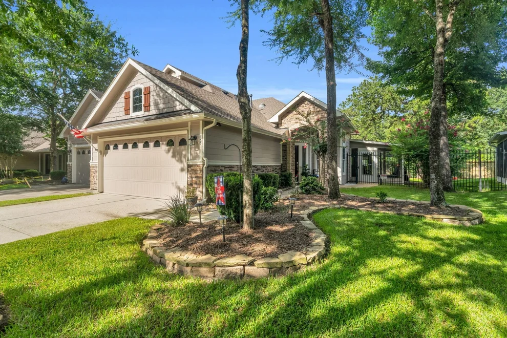 Unit for sale at 183 W Kentwick Place, Conroe, TX 77384