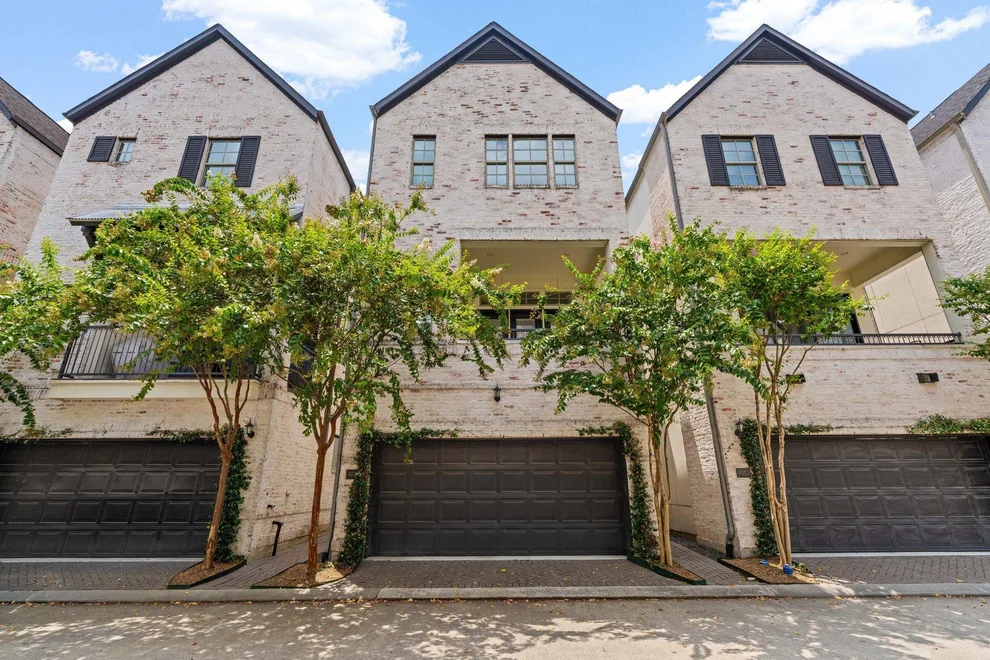 Unit for sale at 4014 University Grove Street, Houston, TX 77023