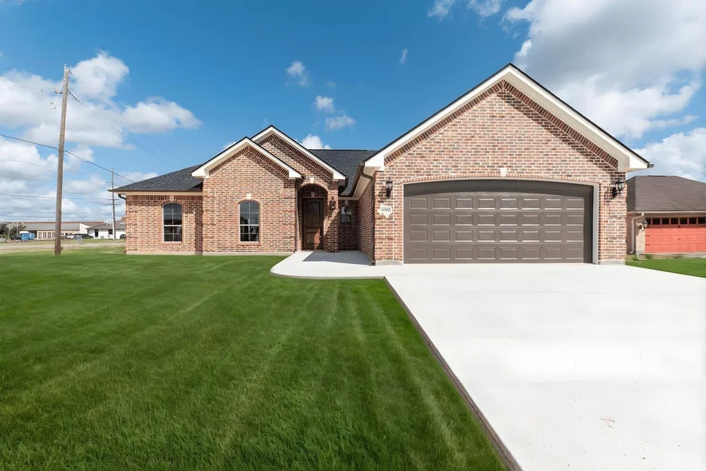 Unit for sale at 8390 Westgate, Beaumont, TX 77706