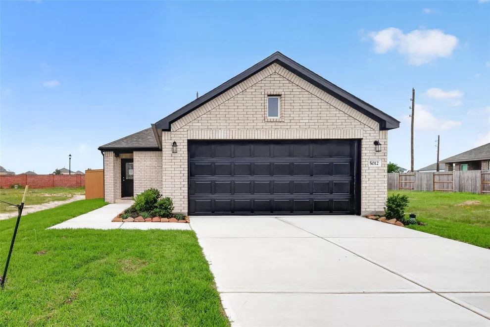 Unit for sale at 5012 Marcasca Drive, Katy, TX 77493