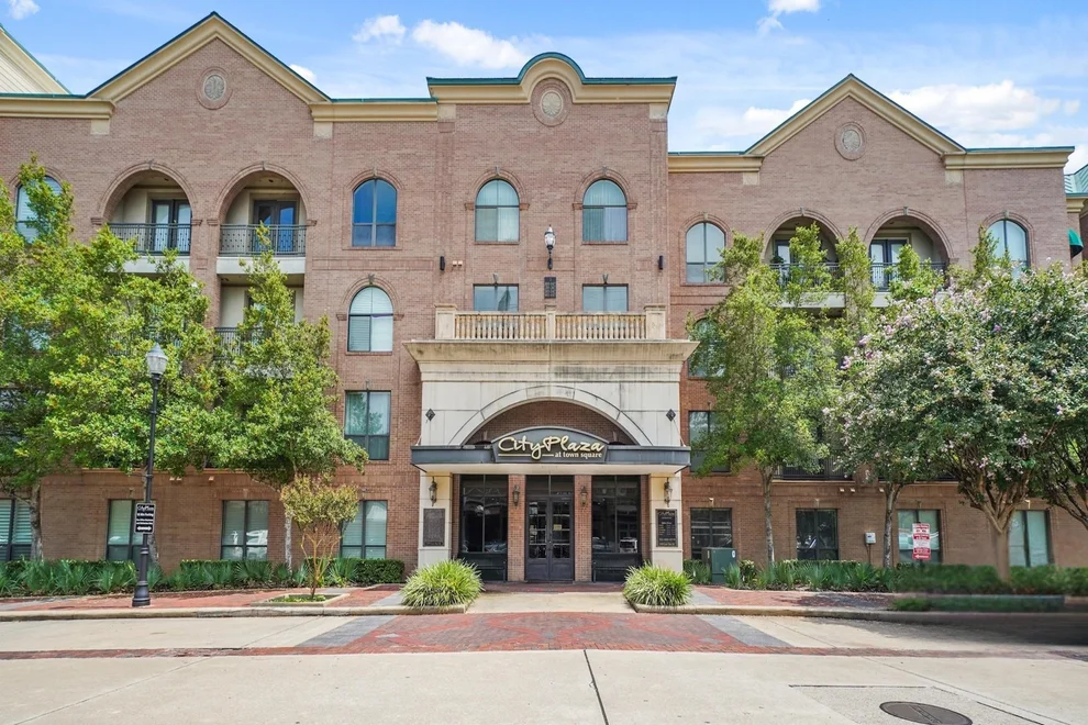 Unit for sale at 2299 Lone Star Drive, Sugar Land, TX 77479