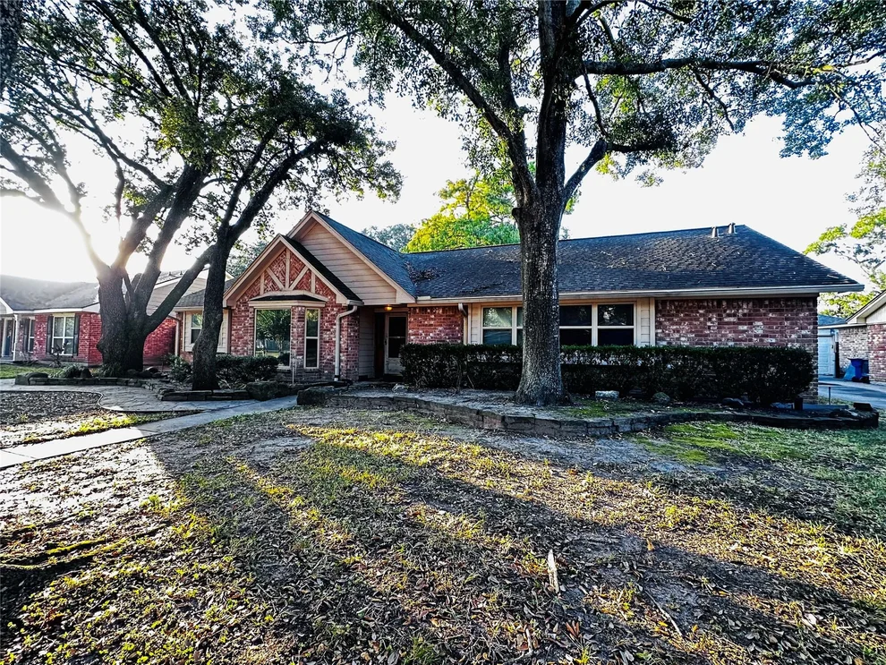 Unit for sale at 11607 Chuckson Drive, Houston, TX 77065